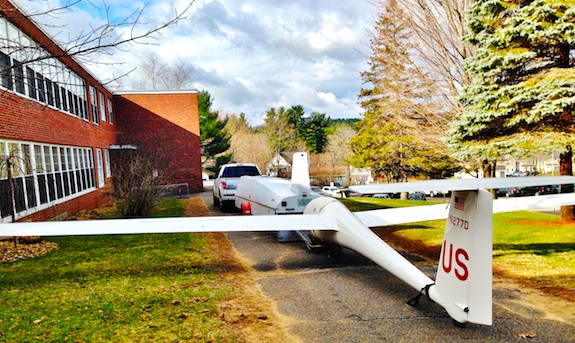 Here's a one-person glider that costs about $30,000. Photo credit: Glen Aldrich - KC1AAI